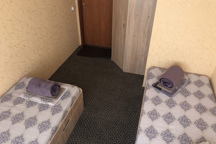 Room 9 of 47