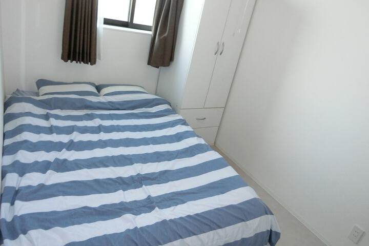Room 8 of 44