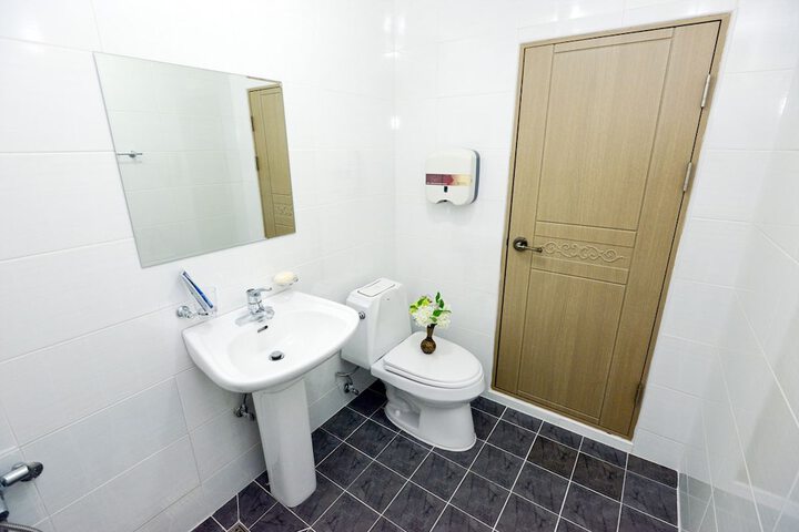 Room 14 of 23