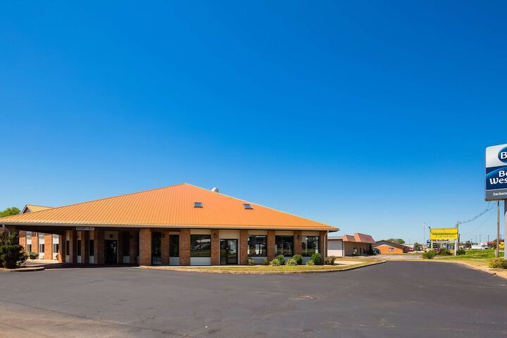 BEST WESTERN® JACKSONVILLE INN - Jacksonville IL 1709 West Morton 62650