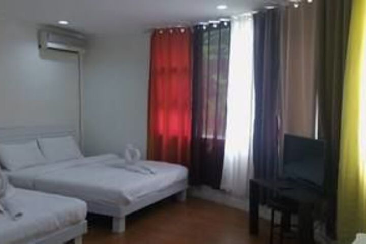 Room 28 of 31