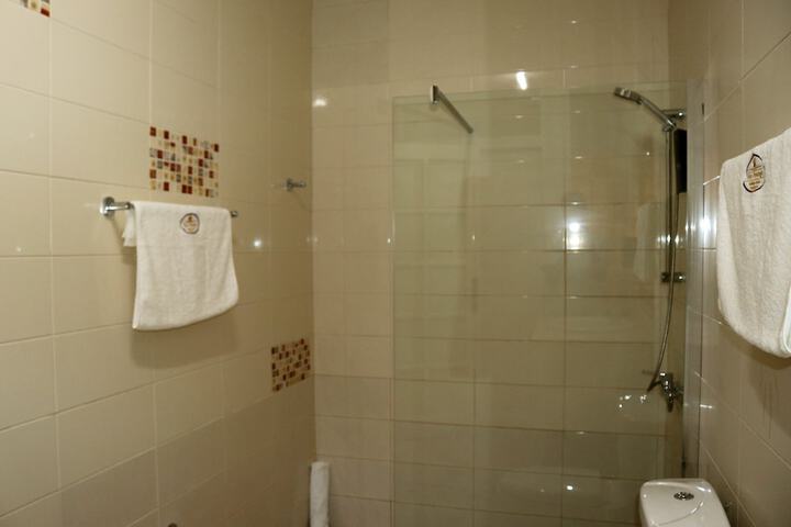 Room 17 of 26
