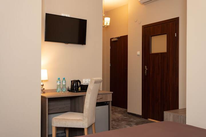 Room 7 of 55