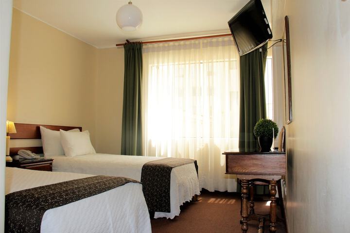 Room 7 of 47