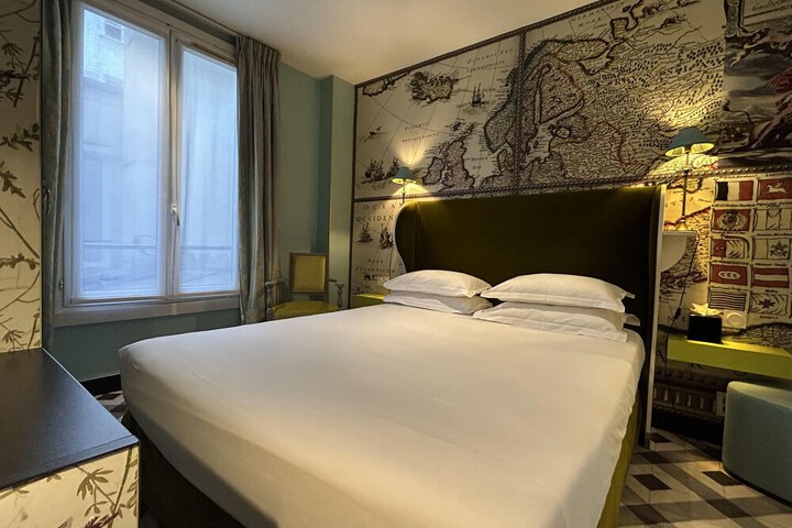 Room 21 of 50