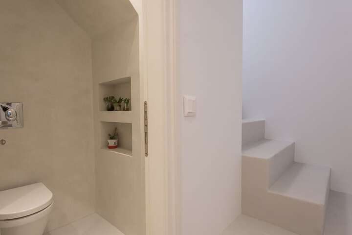 Room 136 of 184