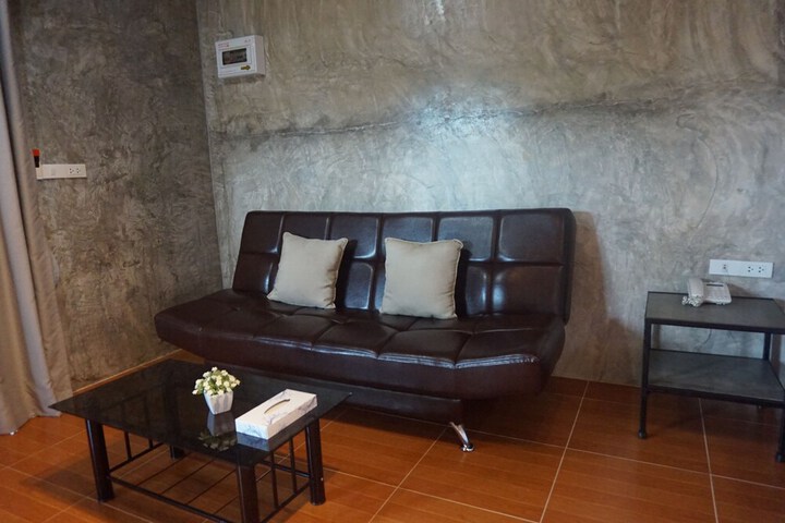 Room 21 of 54