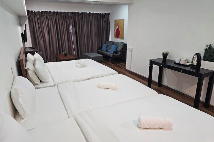 Room 35 of 53