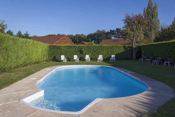 Pool 8 of 22