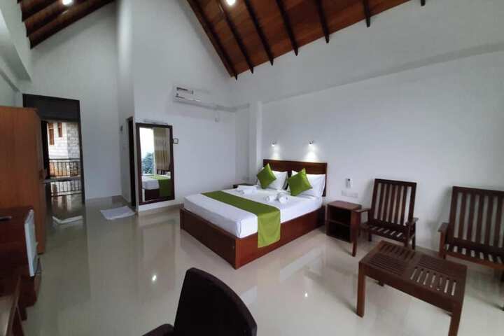 Room 19 of 64