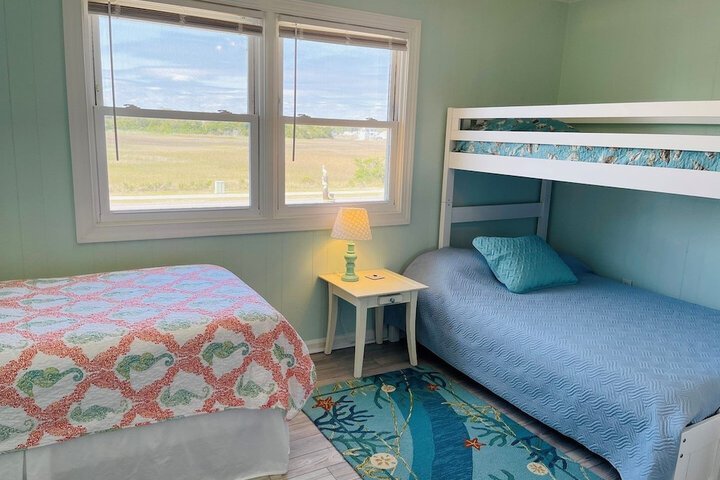 Room 3 of 38