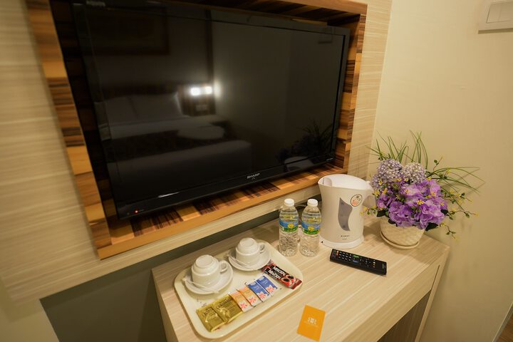 Room 15 of 30