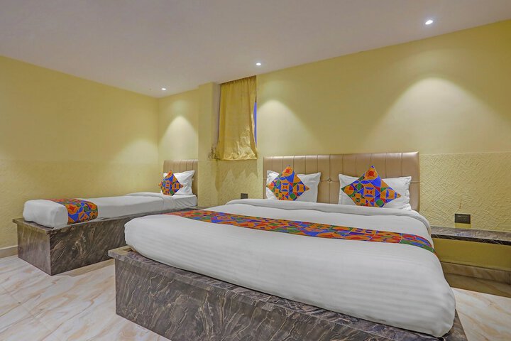 Room 14 of 22