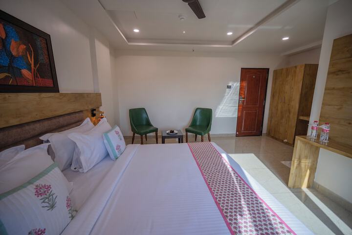 Room 29 of 65
