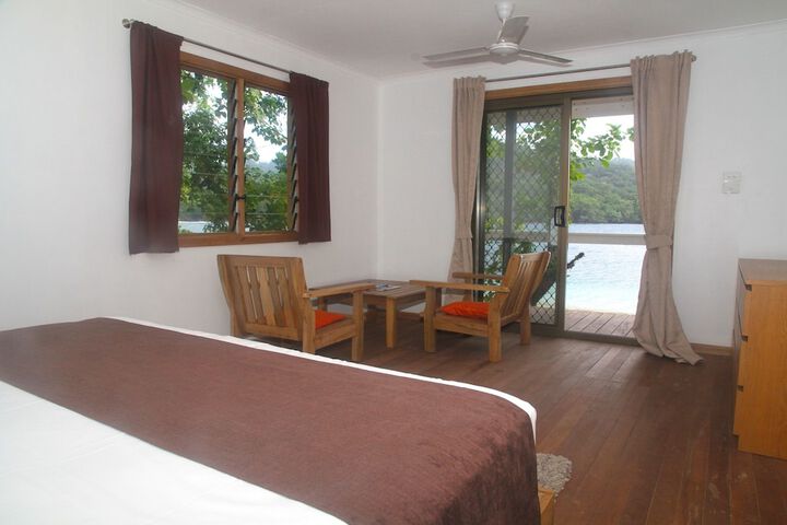 Room 5 of 49