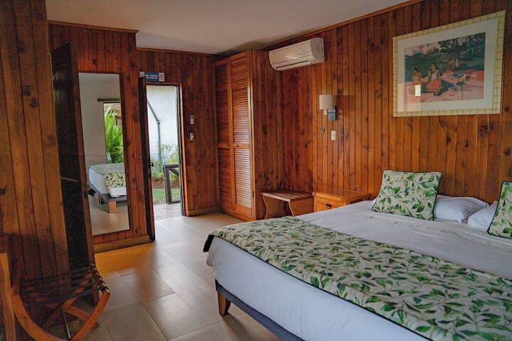 Room 47 of 186