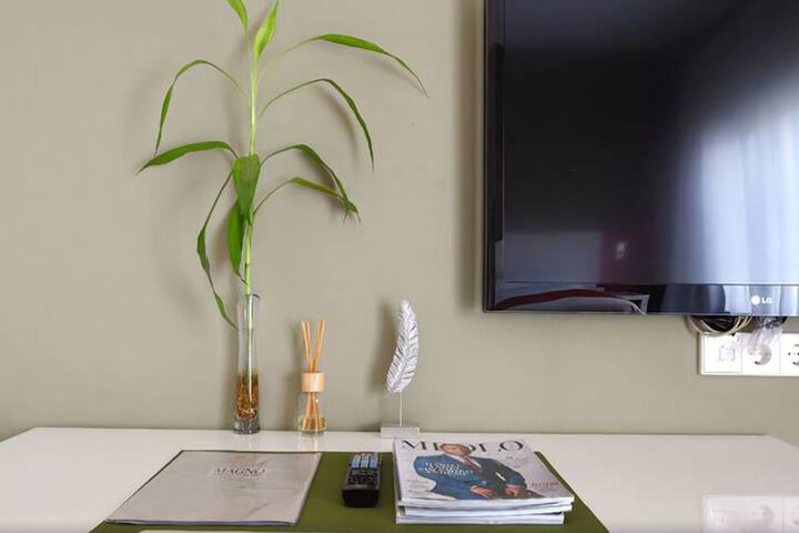 Room 28 of 54