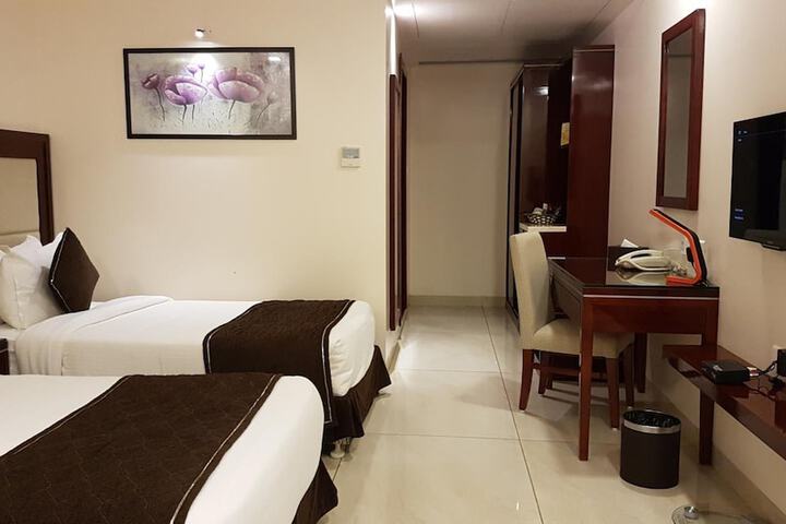 Room 10 of 49