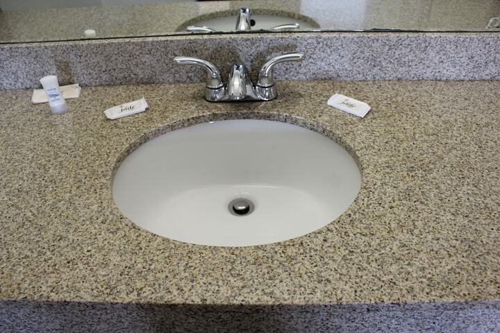 Bathroom sink
