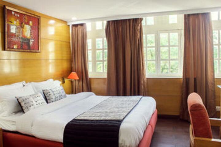Room 15 of 23