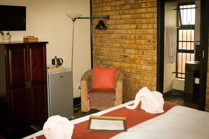 Room 14 of 46