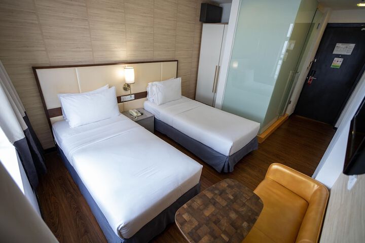 Room 17 of 110