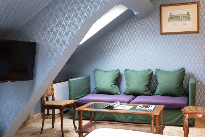 Room 5 of 29