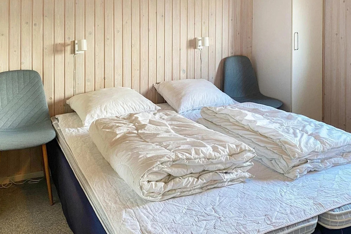 Room 3 of 17