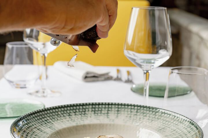 Dining 116 of 145