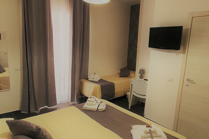 Room 16 of 61