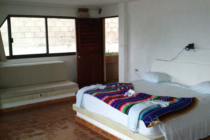 Room 4 of 64