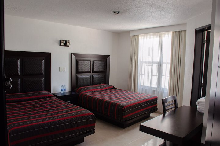 Room 10 of 44