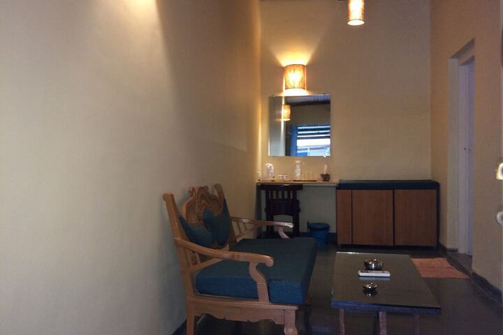 Room 83 of 233