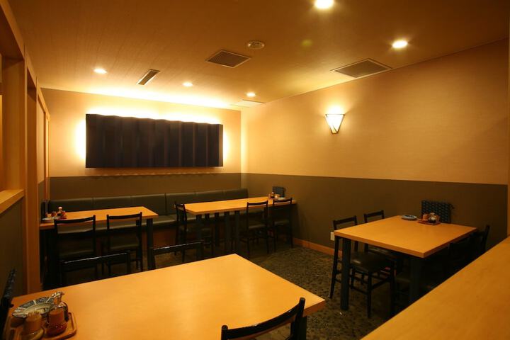 Dining 47 of 75