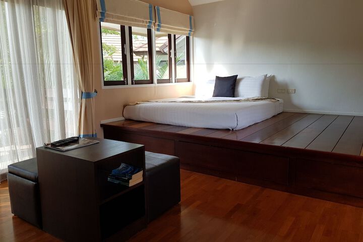Room 8 of 49