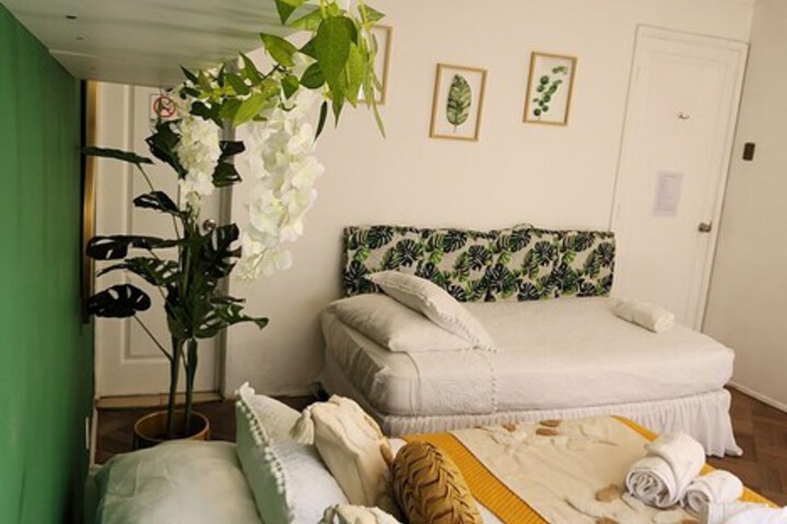 Room 6 of 73