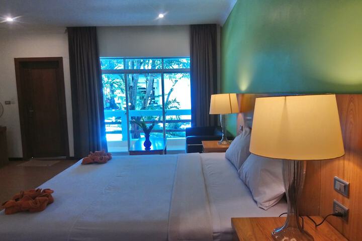 Room 7 of 52