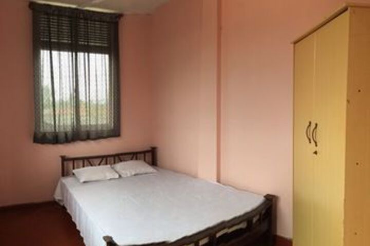 Room 26 of 87