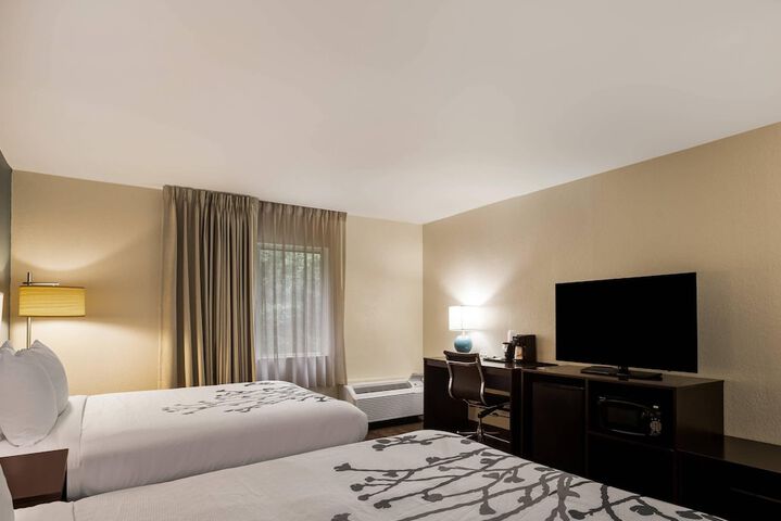 Room 20 of 43