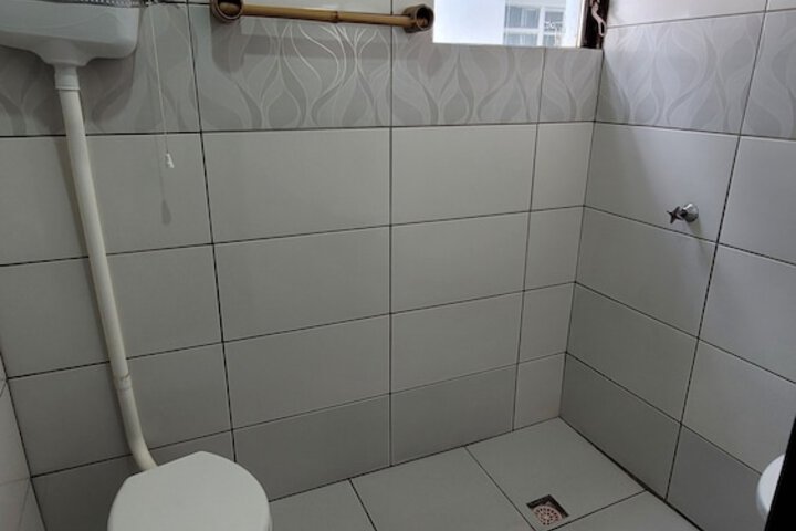 Room 18 of 32