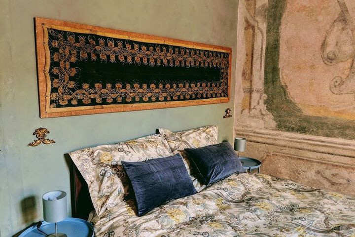 Room 10 of 62