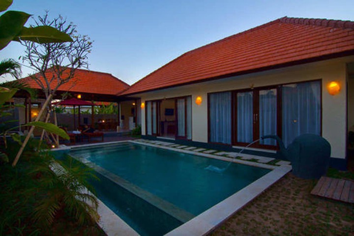Pool Photo