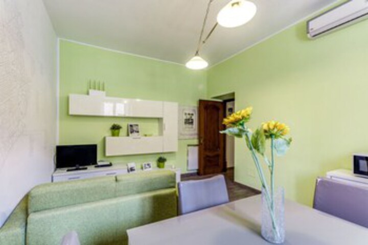 Room 15 of 26