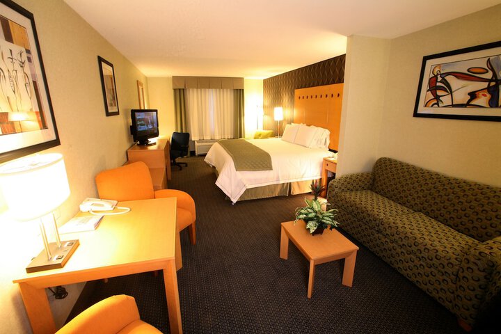 Room 7 of 50