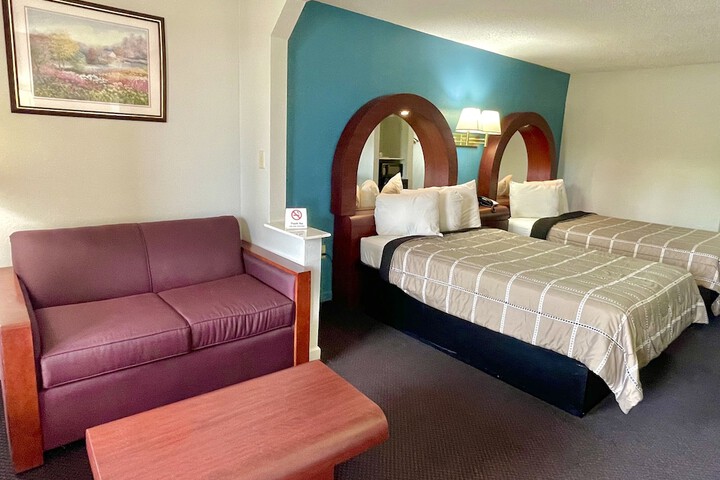 Room 3 of 17