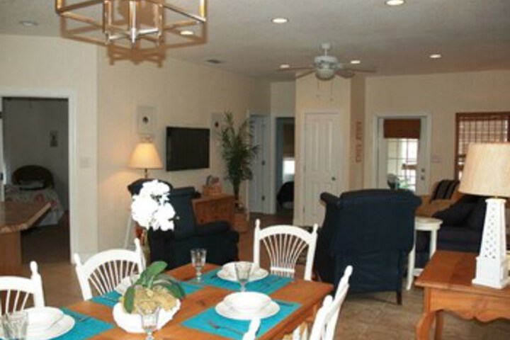 Room 13 of 22