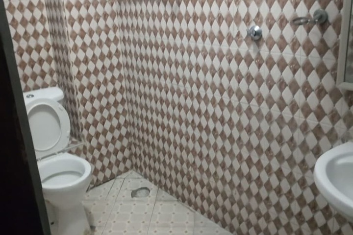 Room 16 of 23