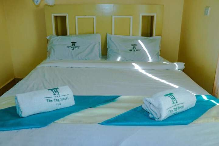 Room 2 of 24