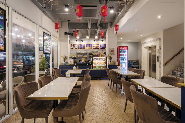 Dining 89 of 133