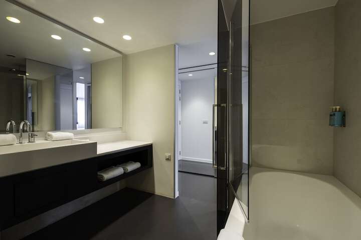 Clean Restrooms